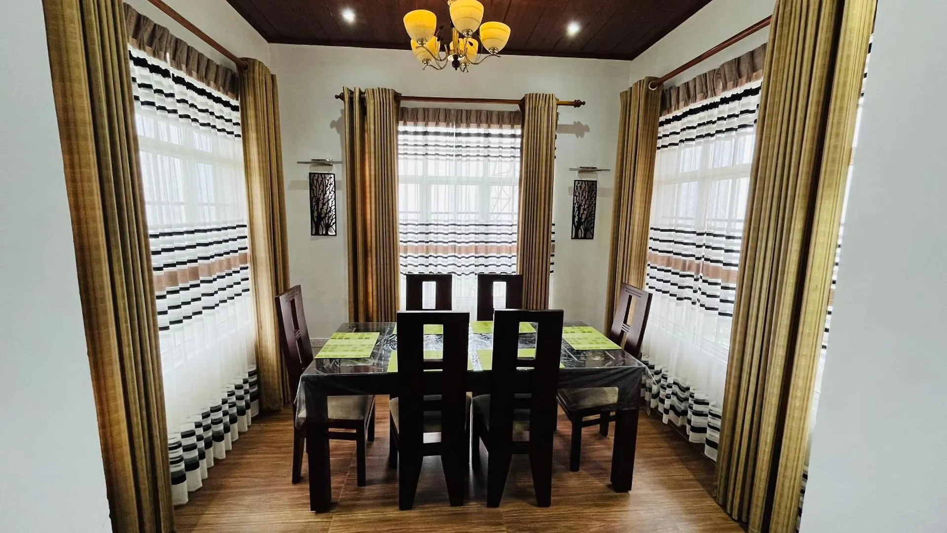 Thuring'S Holiday Bungalow Нувара-Элия Шри-Ланка